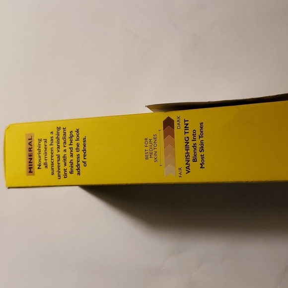 Peter Thomas Roth Sunscreen - Picture 6 of 7